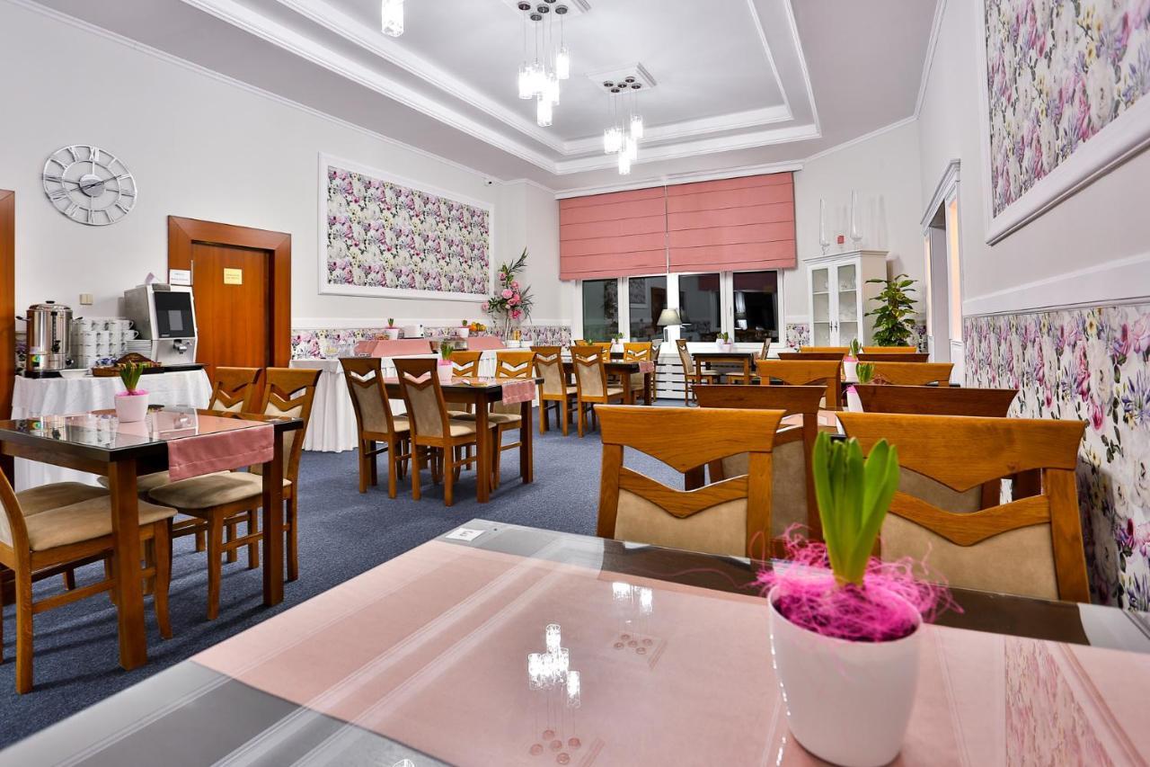 Hotel Wiosna Rabka Luaran gambar
